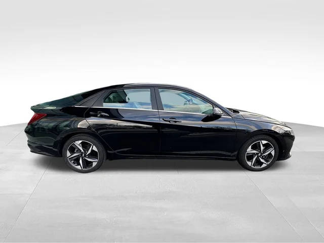 2021 Hyundai Elantra Limited FWD photo