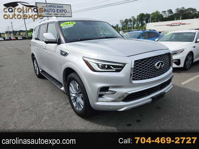 2019 Infiniti QX80 LUXE 4WD photo