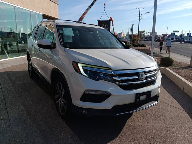 2016 Honda Pilot Elite AWD photo