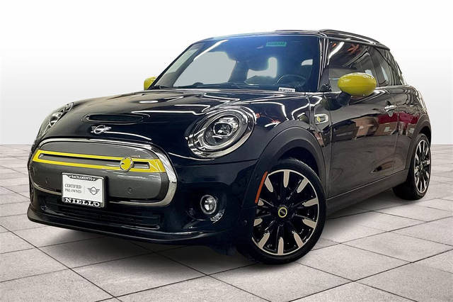 2021 MINI Hardtop 2 Door Cooper SE FWD photo