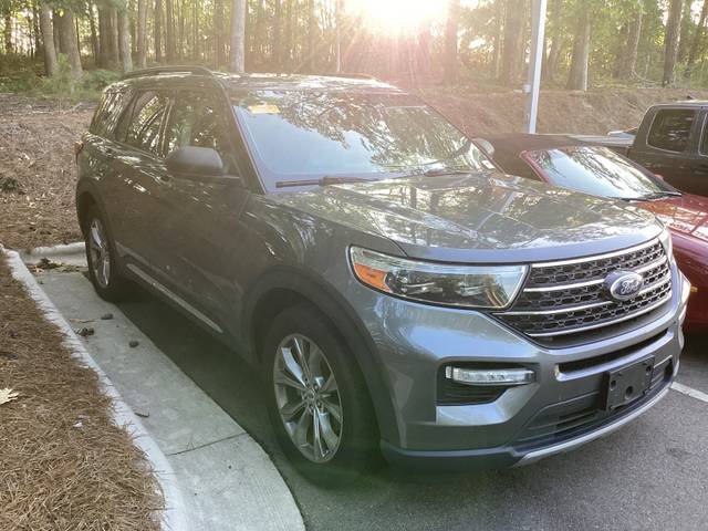 2021 Ford Explorer XLT 4WD photo