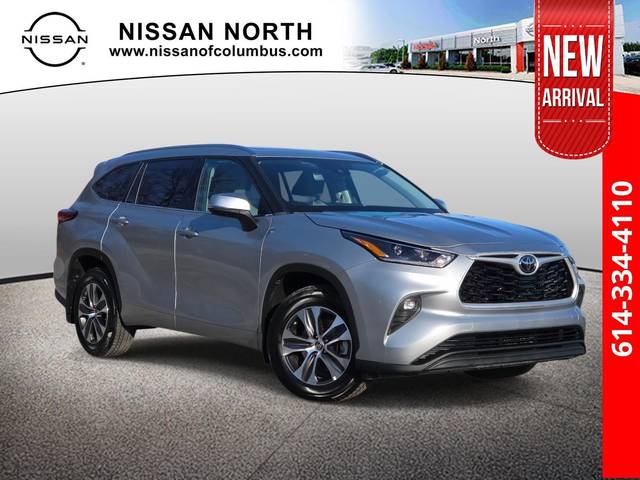 2021 Toyota Highlander XLE AWD photo