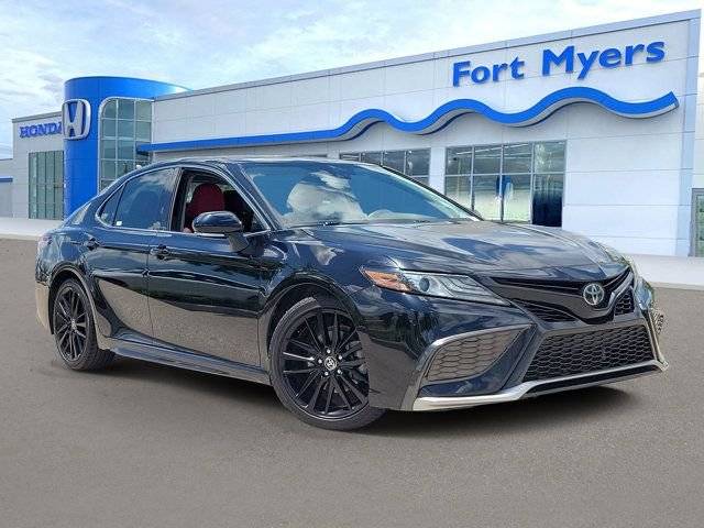 2021 Toyota Camry XSE V6 FWD photo