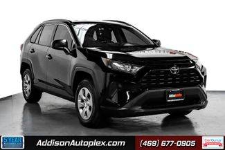 2021 Toyota RAV4 LE FWD photo
