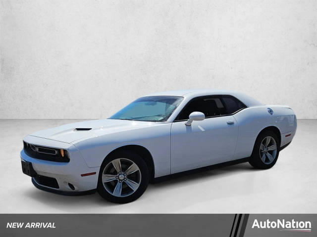 2019 Dodge Challenger SXT RWD photo