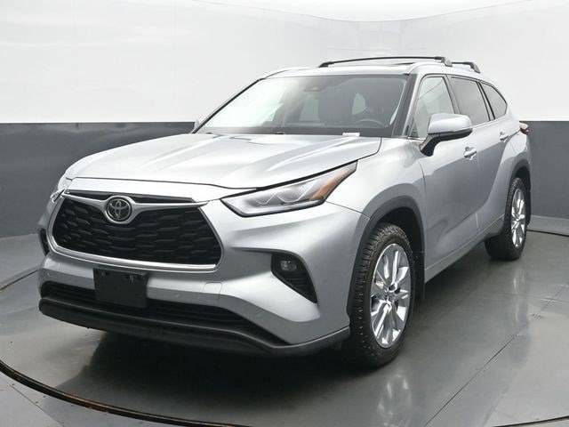 2021 Toyota Highlander Limited AWD photo
