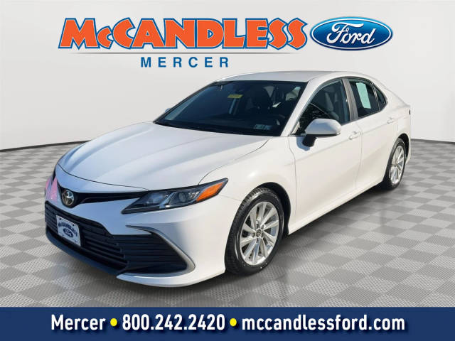 2021 Toyota Camry LE FWD photo