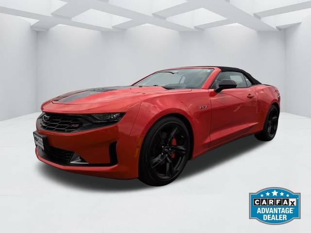 2021 Chevrolet Camaro LT1 RWD photo