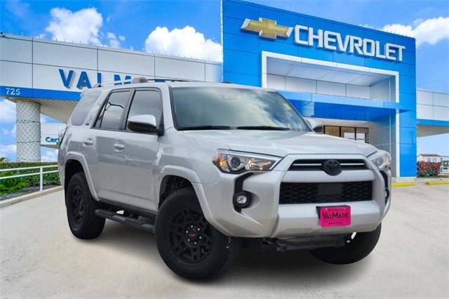 2021 Toyota 4Runner SR5 RWD photo