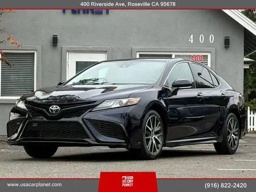 2021 Toyota Camry XSE FWD photo