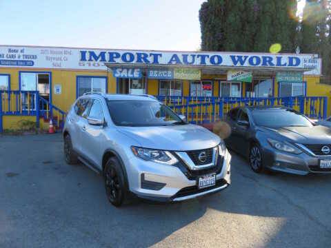 2020 Nissan Rogue SV FWD photo