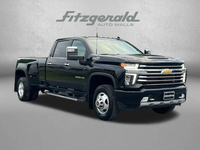 2021 Chevrolet Silverado 3500HD High Country 4WD photo