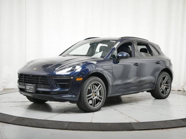 2021 Porsche Macan Turbo AWD photo