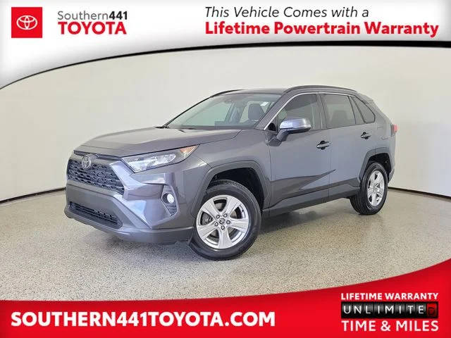 2021 Toyota RAV4 XLE FWD photo