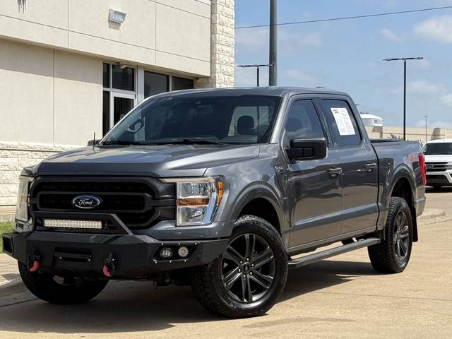 2021 Ford F-150 XLT 4WD photo