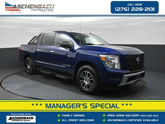 2021 Nissan Titan SV 4WD photo