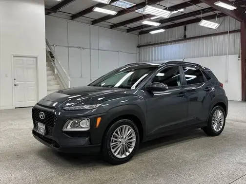 2021 Hyundai Kona SEL FWD photo