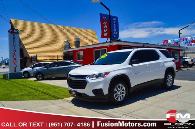 2021 Chevrolet Traverse LS FWD photo
