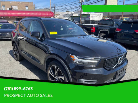 2021 Volvo XC40 R-Design AWD photo