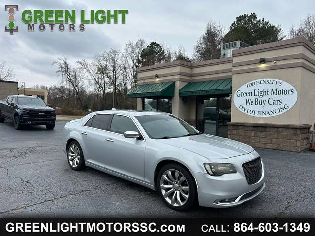 2020 Chrysler 300 Limited RWD photo