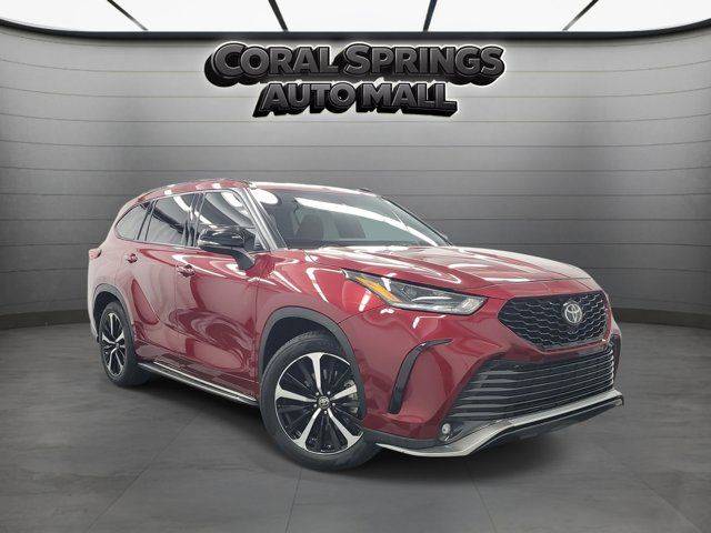 2021 Toyota Highlander XSE FWD photo