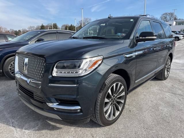 2021 Lincoln Navigator Reserve 4WD photo