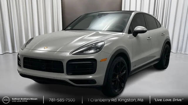2021 Porsche Cayenne Coupe GTS AWD photo