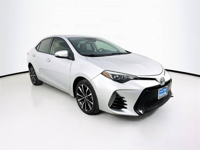 2017 Toyota Corolla SE FWD photo
