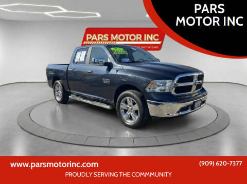 2017 Ram 1500 SLT RWD photo