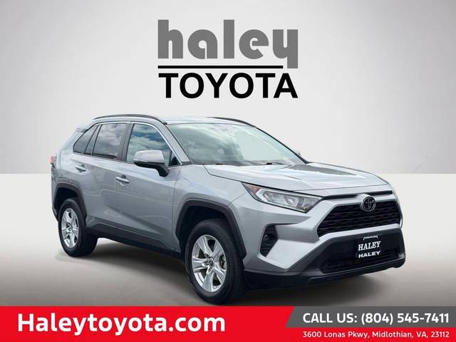 2021 Toyota RAV4 XLE AWD photo