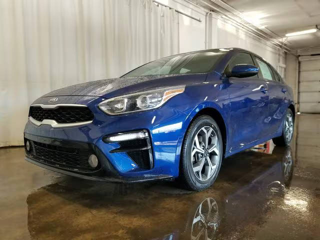 2021 Kia Forte LXS FWD photo