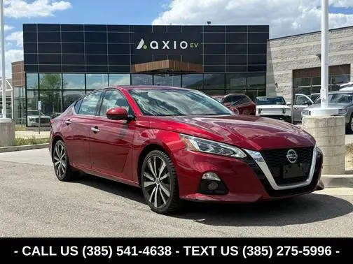 2021 Nissan Altima 2.5 Platinum AWD photo