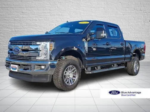 2019 Ford F-250 Super Duty LARIAT 4WD photo