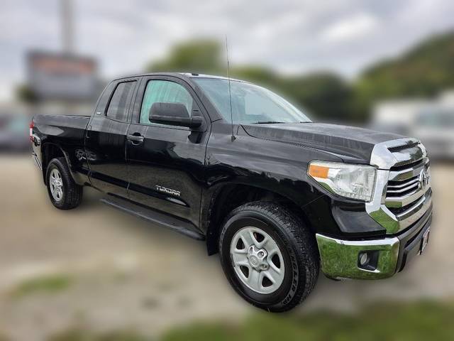 2017 Toyota Tundra SR5 4WD photo