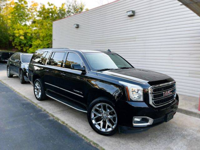 2016 GMC Yukon XL SLT 4WD photo