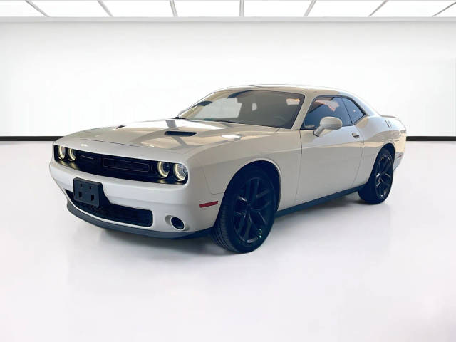 2019 Dodge Challenger SXT RWD photo