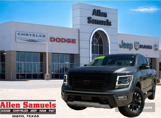 2021 Nissan Titan PRO-4X 4WD photo