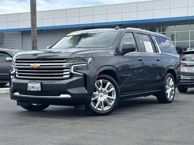 2021 Chevrolet Suburban High Country RWD photo