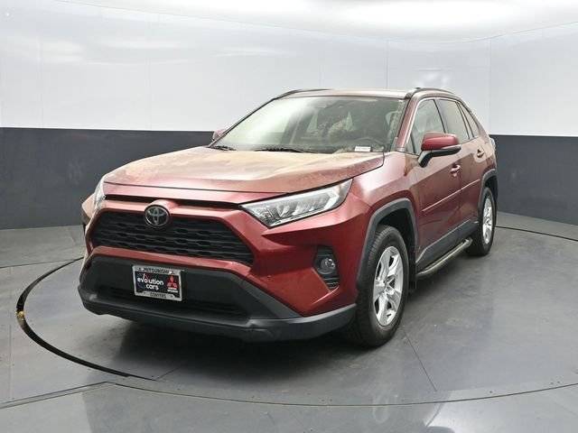 2021 Toyota RAV4 XLE AWD photo