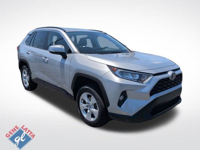 2021 Toyota RAV4 XLE AWD photo
