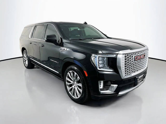2021 GMC Yukon XL Denali 4WD photo