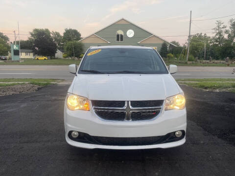 2019 Dodge Grand Caravan SXT FWD photo