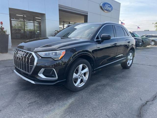 2020 Audi Q3 Premium AWD photo