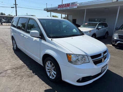 2019 Dodge Grand Caravan SXT FWD photo