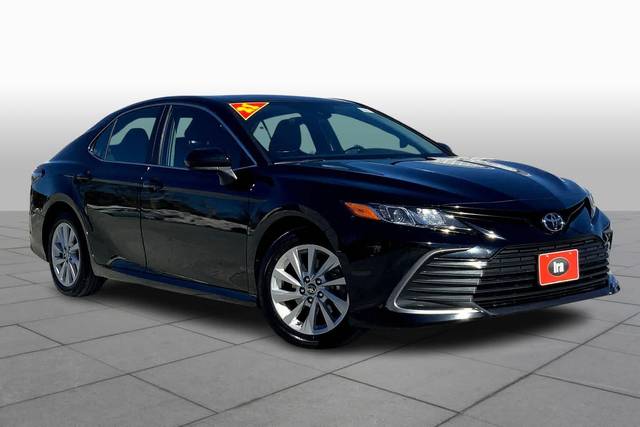 2021 Toyota Camry LE FWD photo