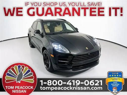 2021 Porsche Macan  AWD photo