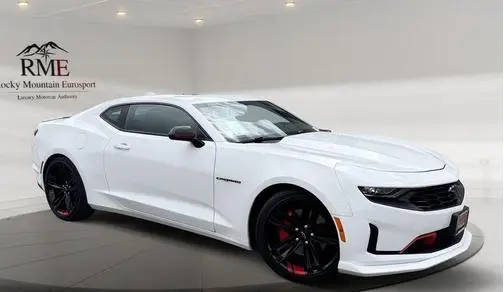 2021 Chevrolet Camaro 1LT RWD photo