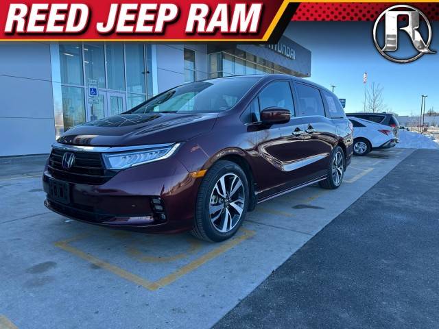 2021 Honda Odyssey Touring FWD photo