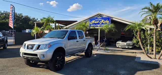 2015 Nissan Frontier SV 4WD photo