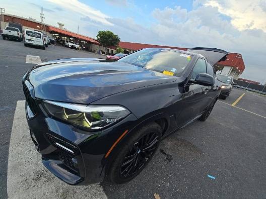 2021 BMW X6 M50i AWD photo